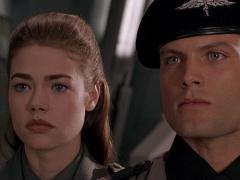 Films about contact with aliens
