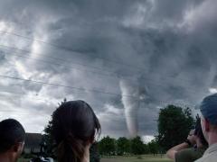 Movies action movies about hurricanes tornadoes tornadoes