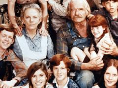 TV series about the relationship of mother and son