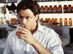 Films about manipulative behavior