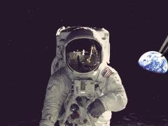 Films about landing on the Moon