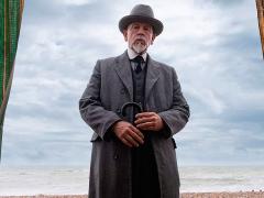 Detective series about trains
